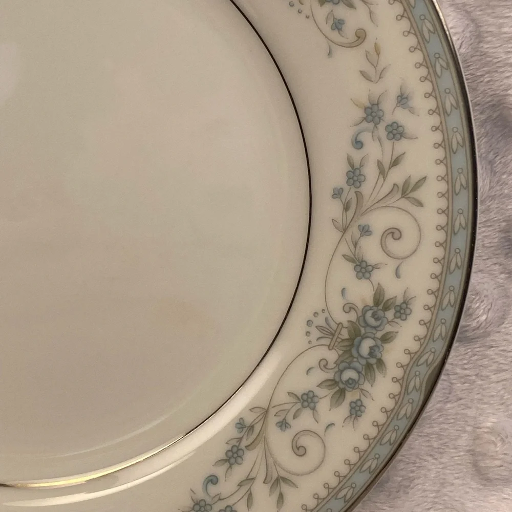 Noritake beautiful mint